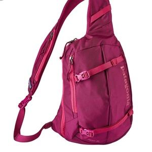 Patagonia 8L Atom Sling - Magenta